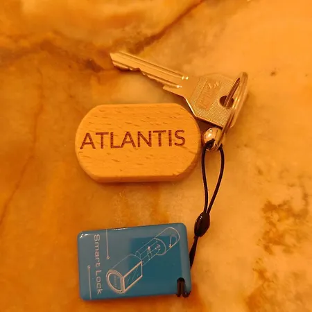 Atlantis *